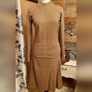 Delicate And Elegant Knit Suite